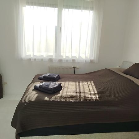 Csongor Apartman Budapest Luaran gambar